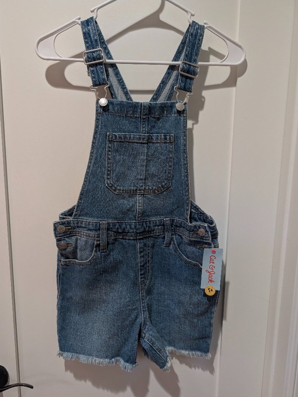 NWT Cat & Jack Girls Denim Overall Shorts Sz L (10-12) Frayed Hem